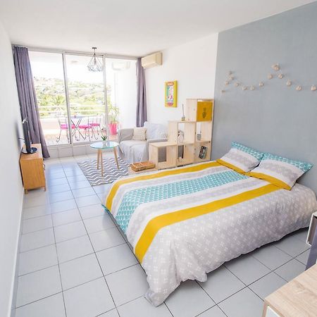 Apt 5 Min A Pied Centre Ville Saint-Gilles-les Bains Exteriör bild